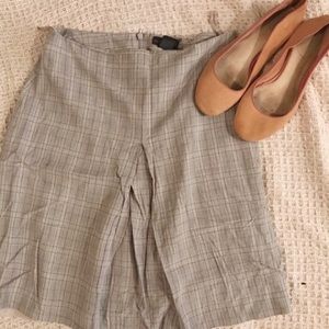 Banana Republic Schoolgirl Skirt- Size 8